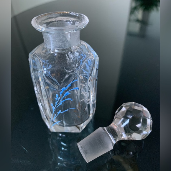 Antique hand painted Victorian bottle - Picture 2 of 14